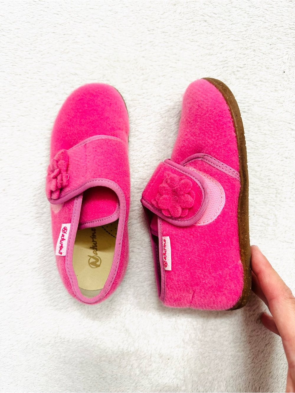 Naturino Girls Fashion House Cute Slippers Size 11 Pink Excellent Condition